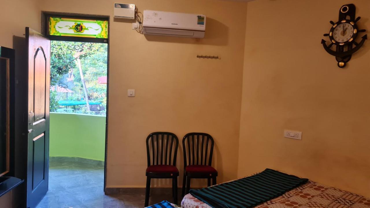 Godwill Kimo Guest House Seraulim Madgaon Bagian luar foto
