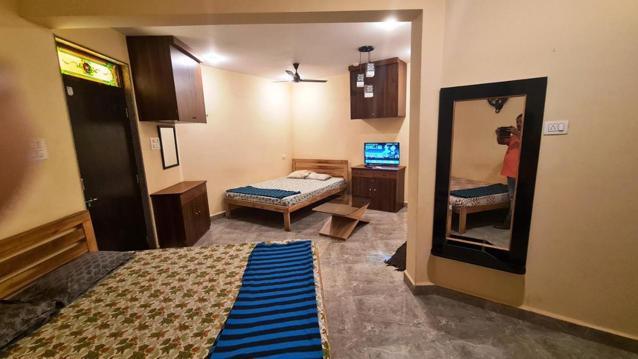 Godwill Kimo Guest House Seraulim Madgaon Bagian luar foto